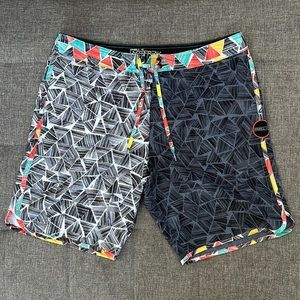 NWOT O’Neill Hyperfreak boardshort 34